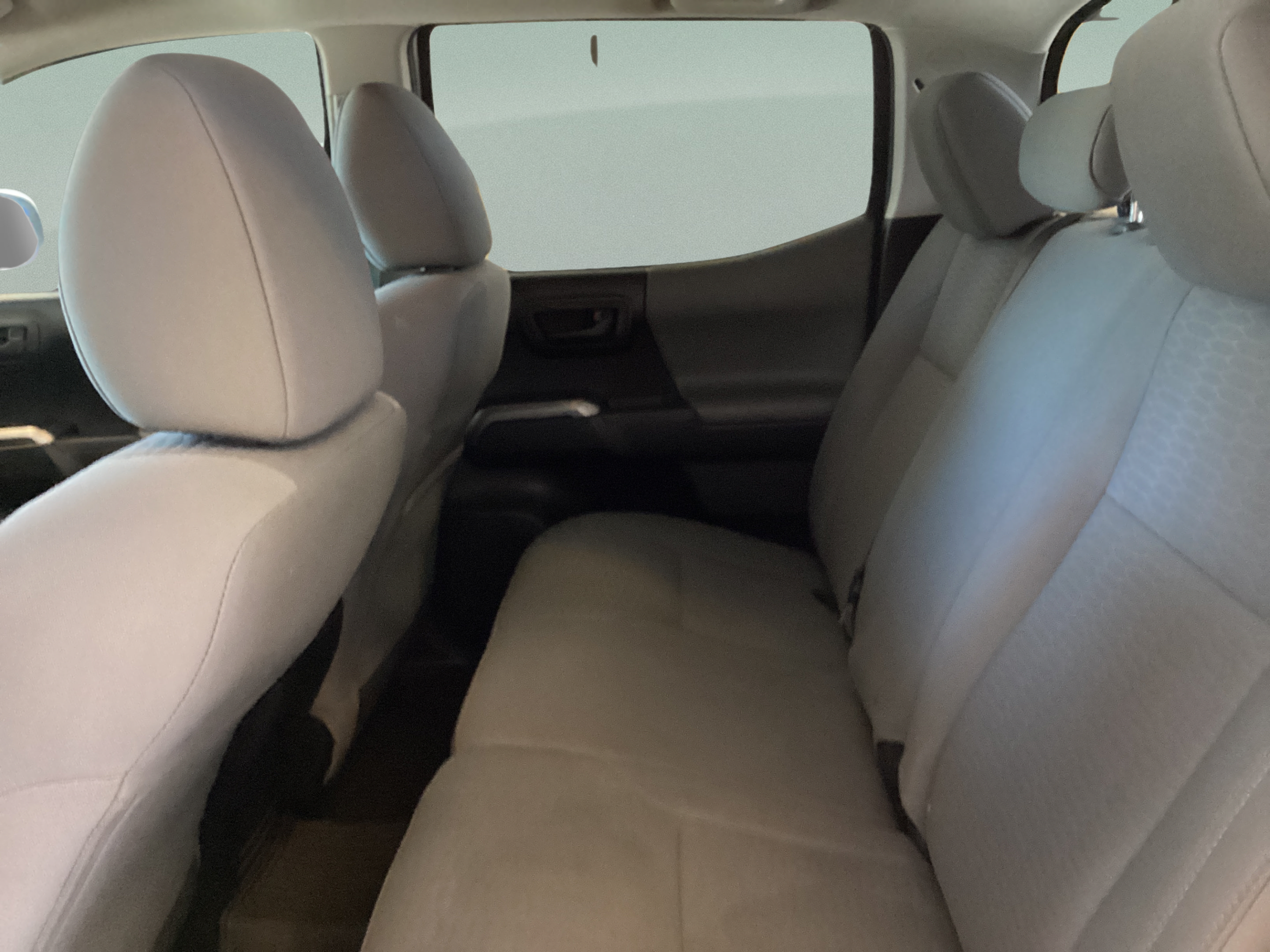 Used 2019 Toyota Tacoma SR5 AWD/4WD image 24