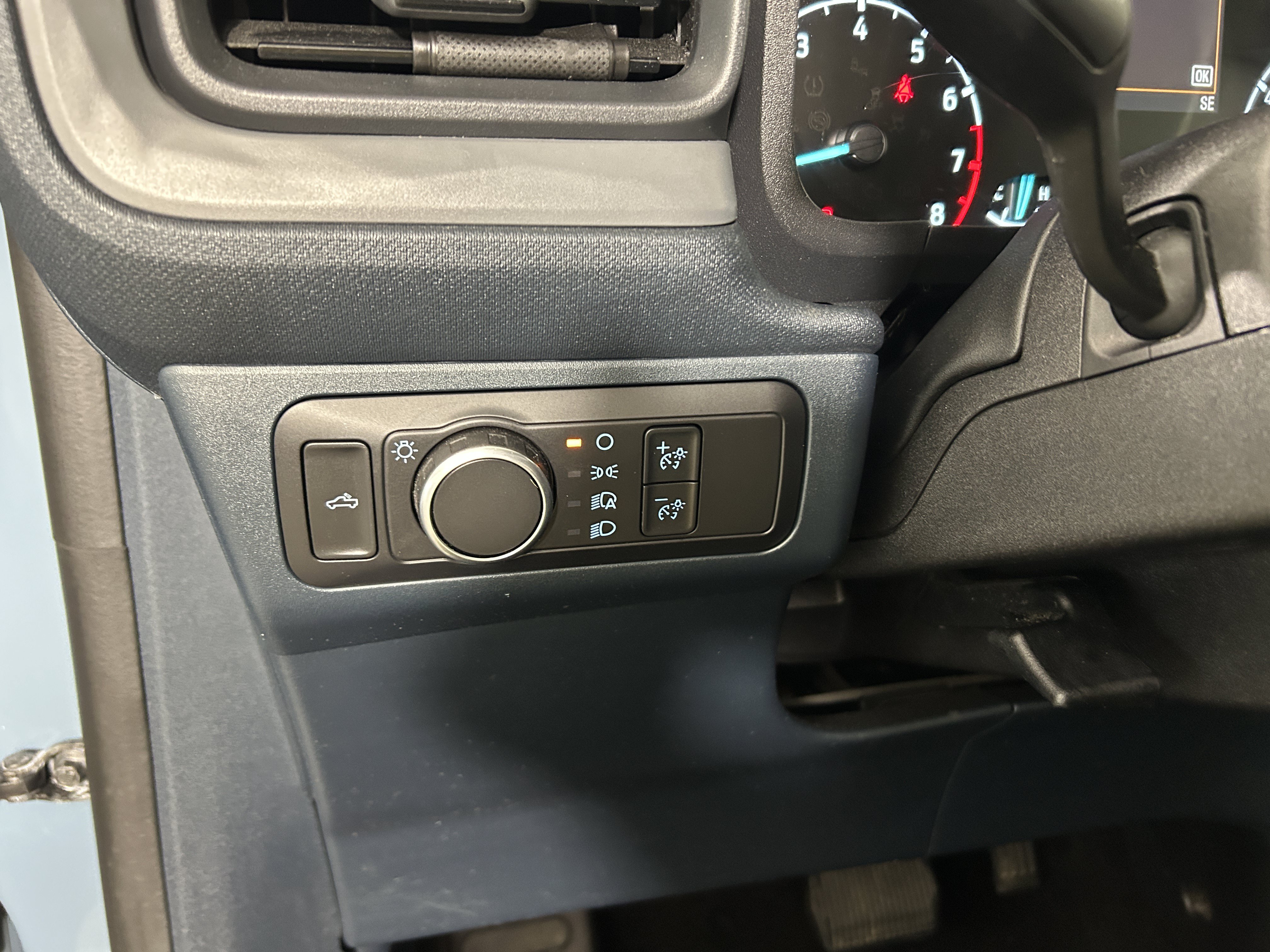 Used 2022 Ford Maverick XL w/ Equipment Group 100A Standard AWD/4WD image 16