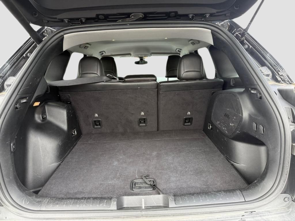 Used 2020 Jeep Cherokee Limited image 26