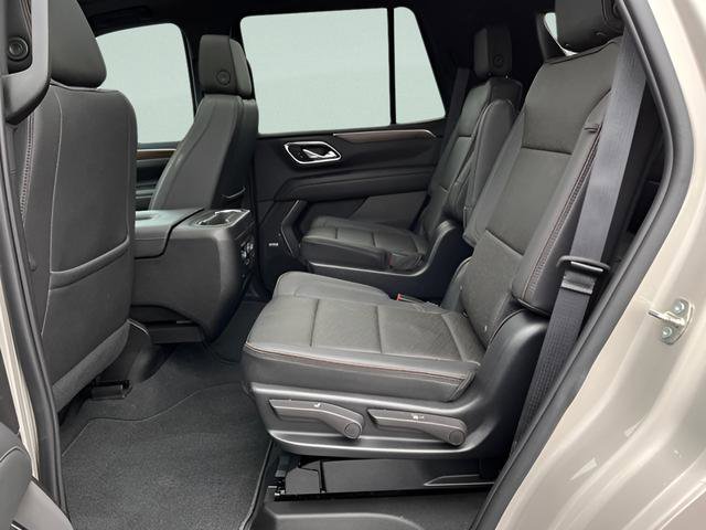 Used 2023 Chevrolet Tahoe High Country AWD/4WD image 23