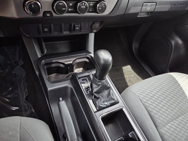 Used 2021 Toyota Tacoma SR AWD/4WD image 11