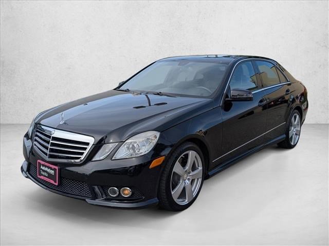 Used 2010 Mercedes-Benz E 350 Sedan image 1