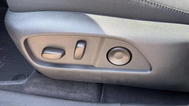 New 2027 Chevrolet Equinox LT w/ Convenience Package II AWD/4WD image 6