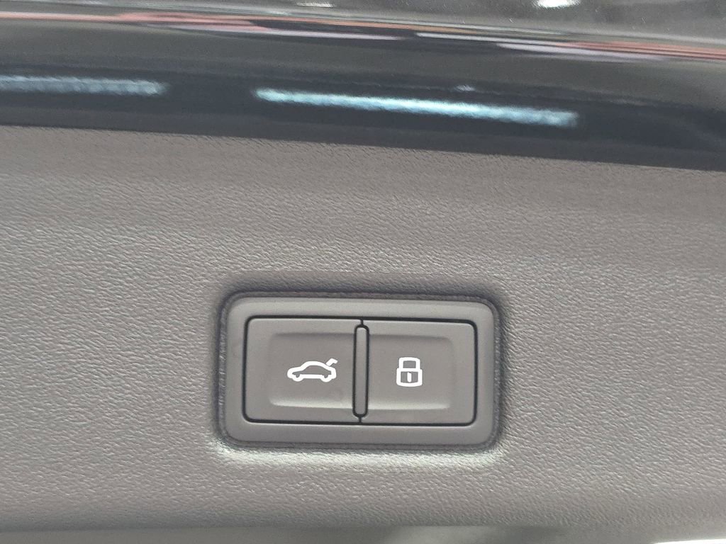 New 2026 Audi Q5 Premium Plus image 13