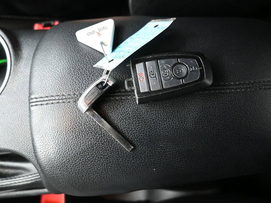 Used 2022 Ford Mustang Premium image 20