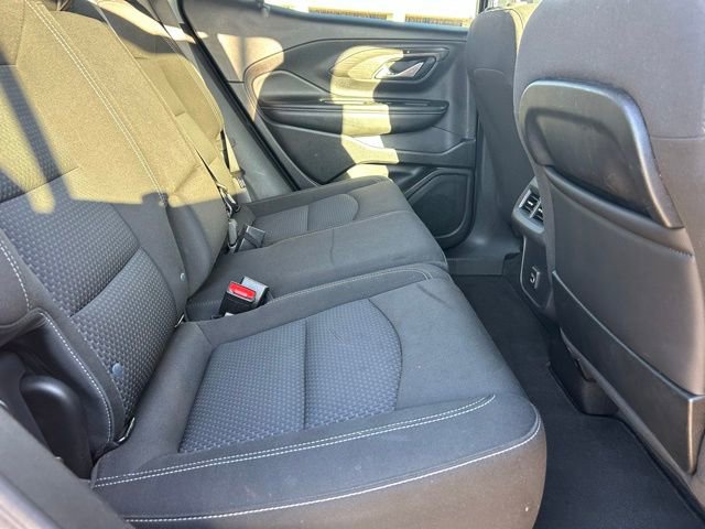 Used 2024 GMC Terrain SLE AWD/4WD image 18