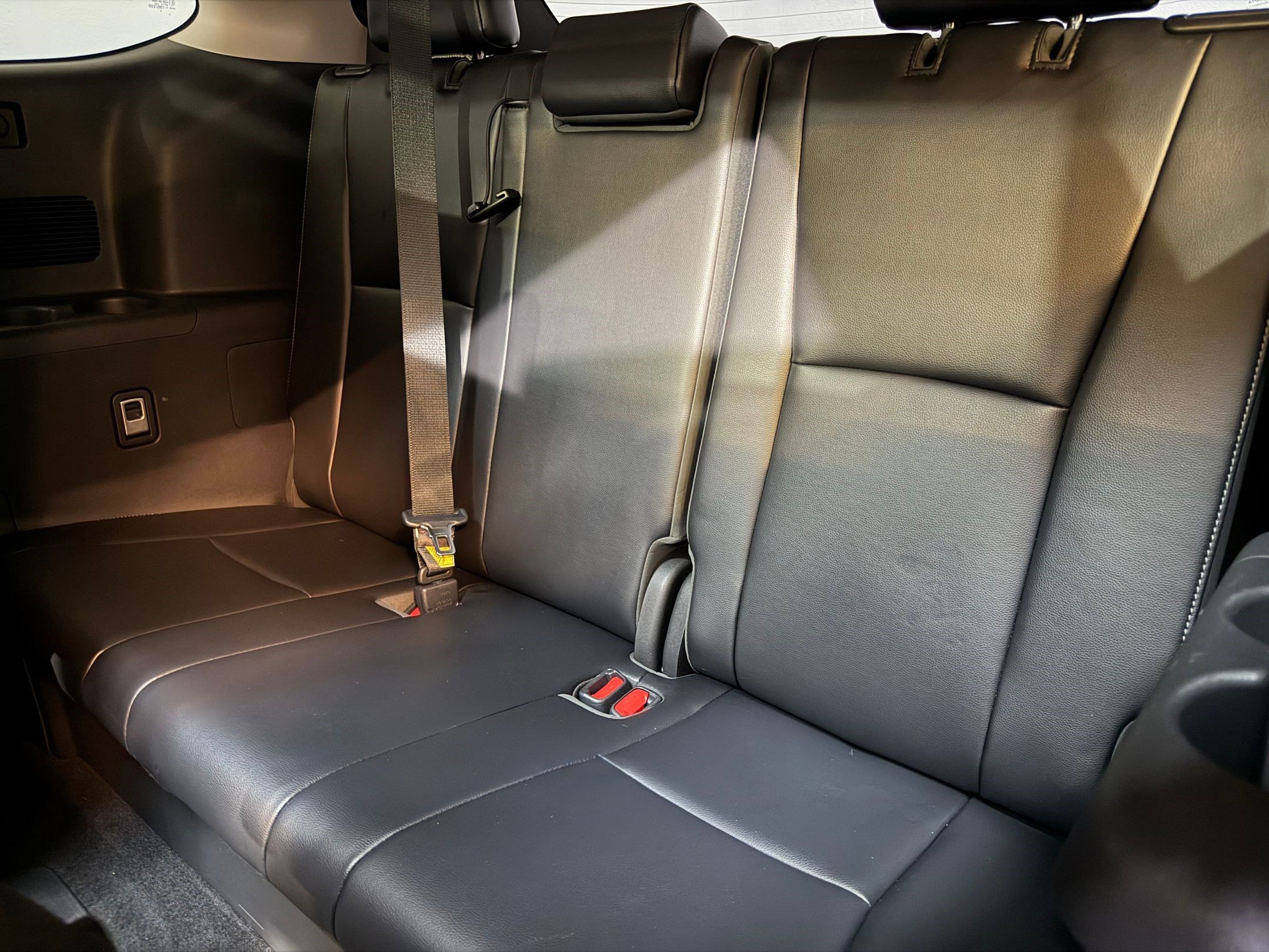 Used 2021 Toyota Highlander Platinum image 44