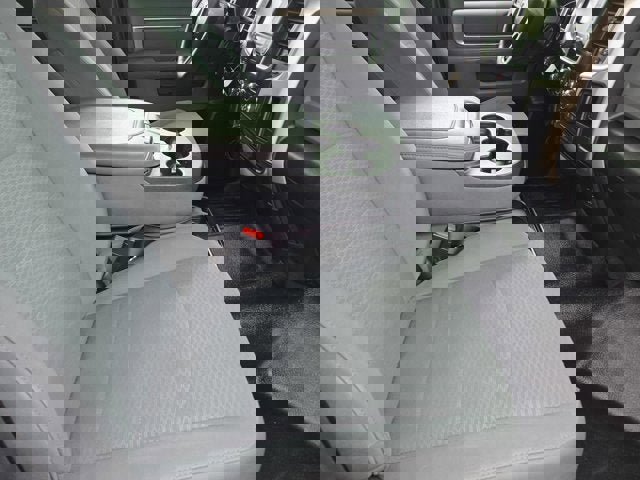 Used 2017 RAM 2500 SLT AWD/4WD image 5