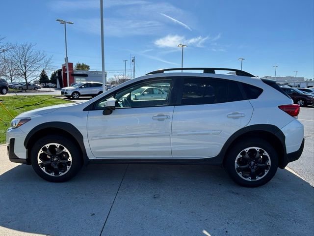 Used 2021 Subaru Crosstrek 2.0i Premium w/ Moonroof Package image 4