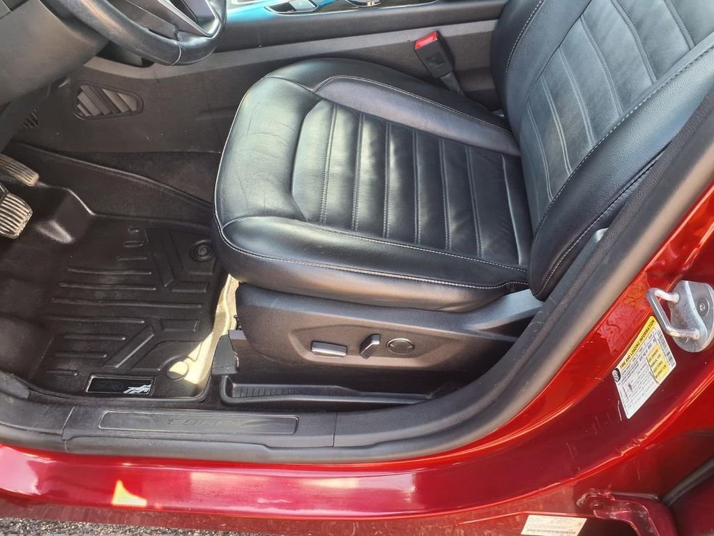 Used 2015 Ford Edge SEL w/ Equipment Group 201A image 19