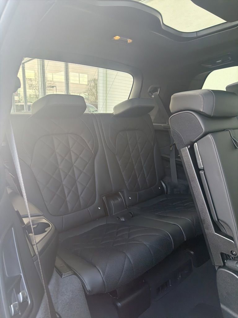 New 2026 BMW X7 xDrive40i w/ M Sport Package image 21