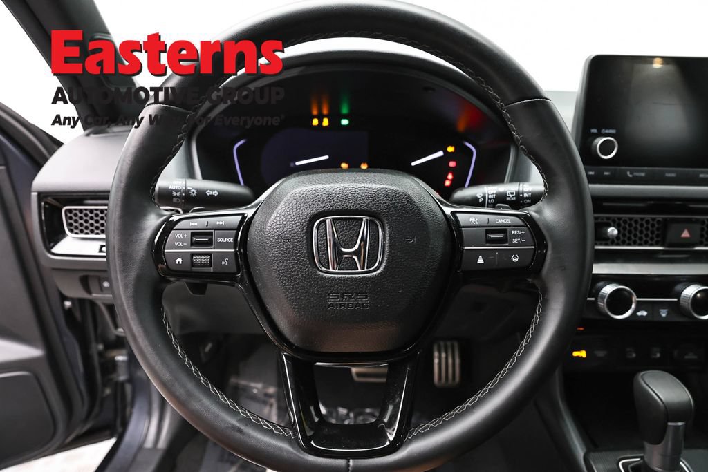 Used 2025 Honda Civic Sport image 10