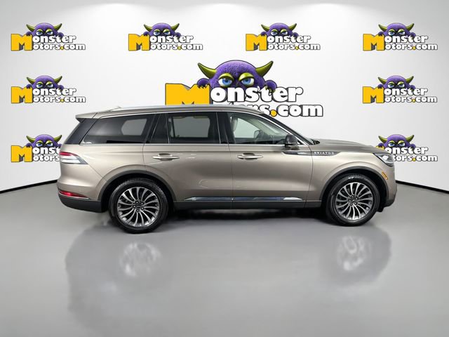 Used 2020 Lincoln Aviator Reserve w/ Equipment Group 201A image 4