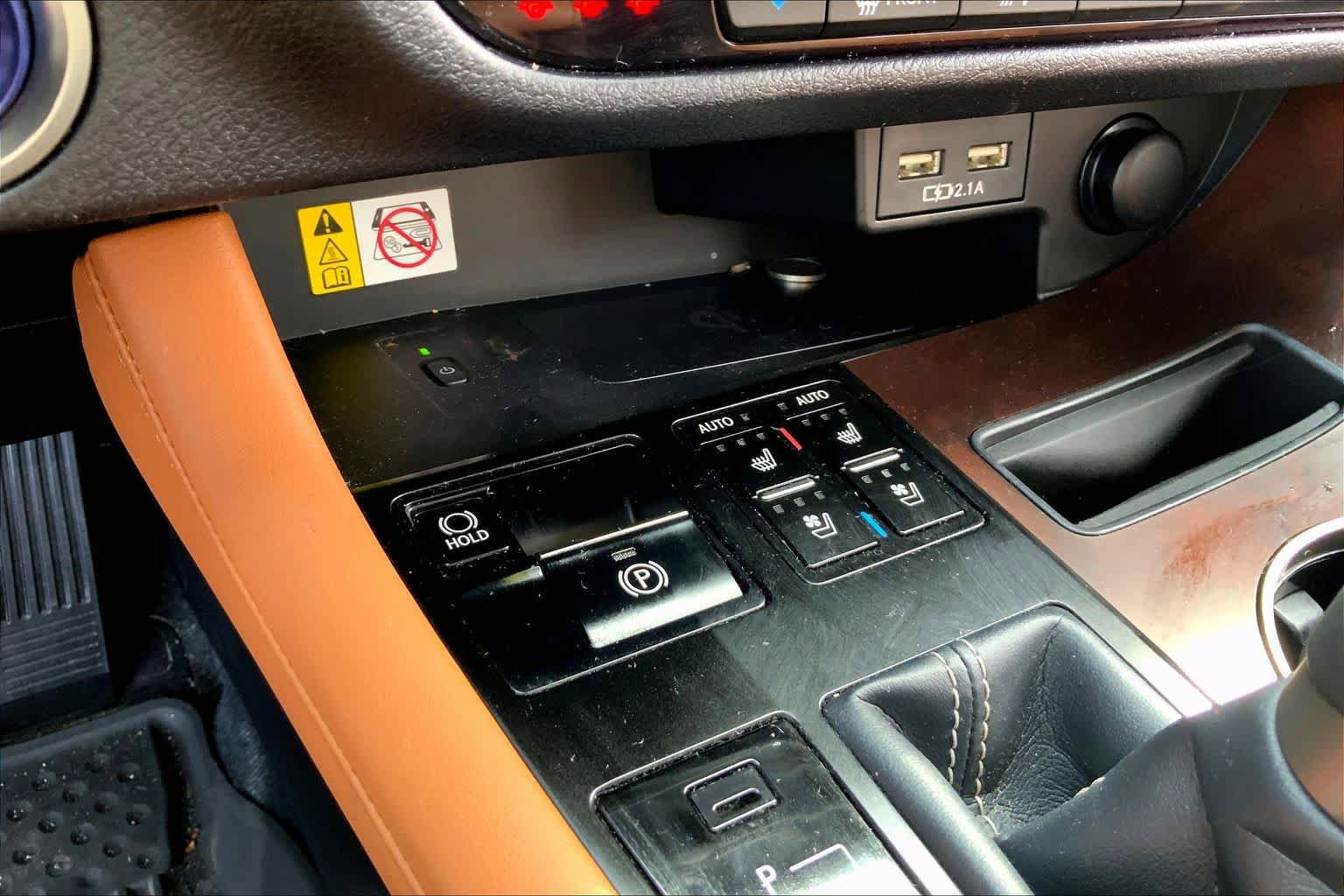 Used 2022 Lexus RX 450h AWD w/ Premium Package image 35