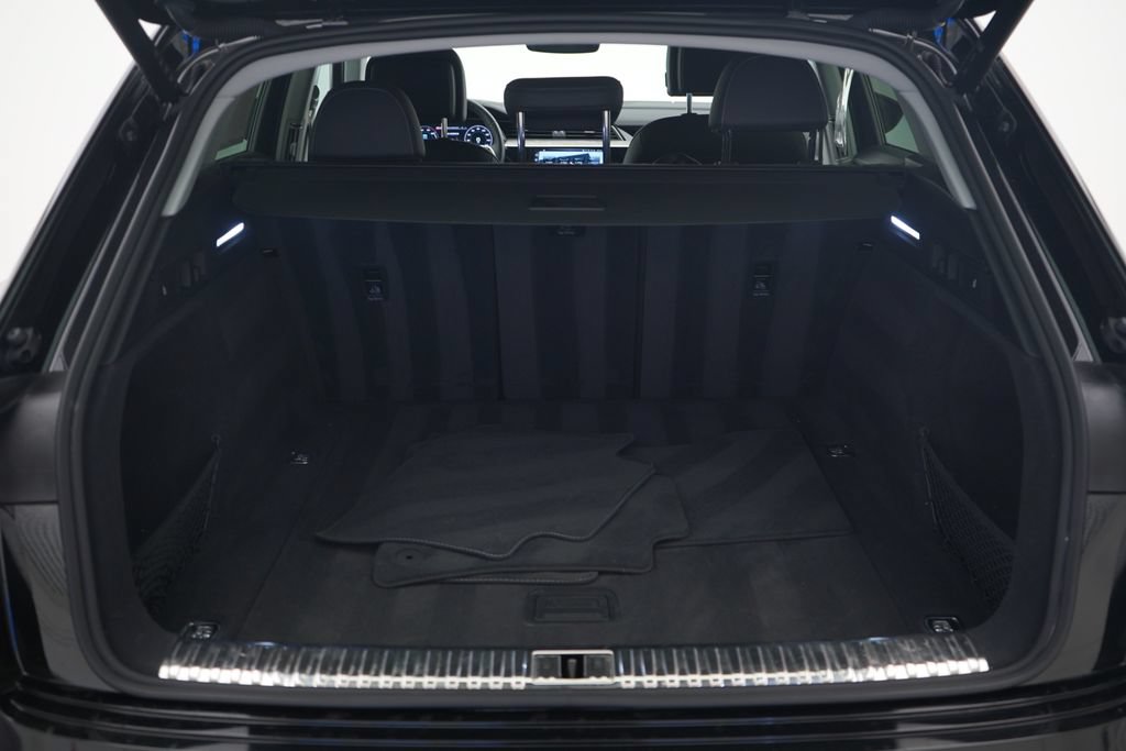 Certified 2024 Audi Q8 e-tron Premium AWD/4WD image 12