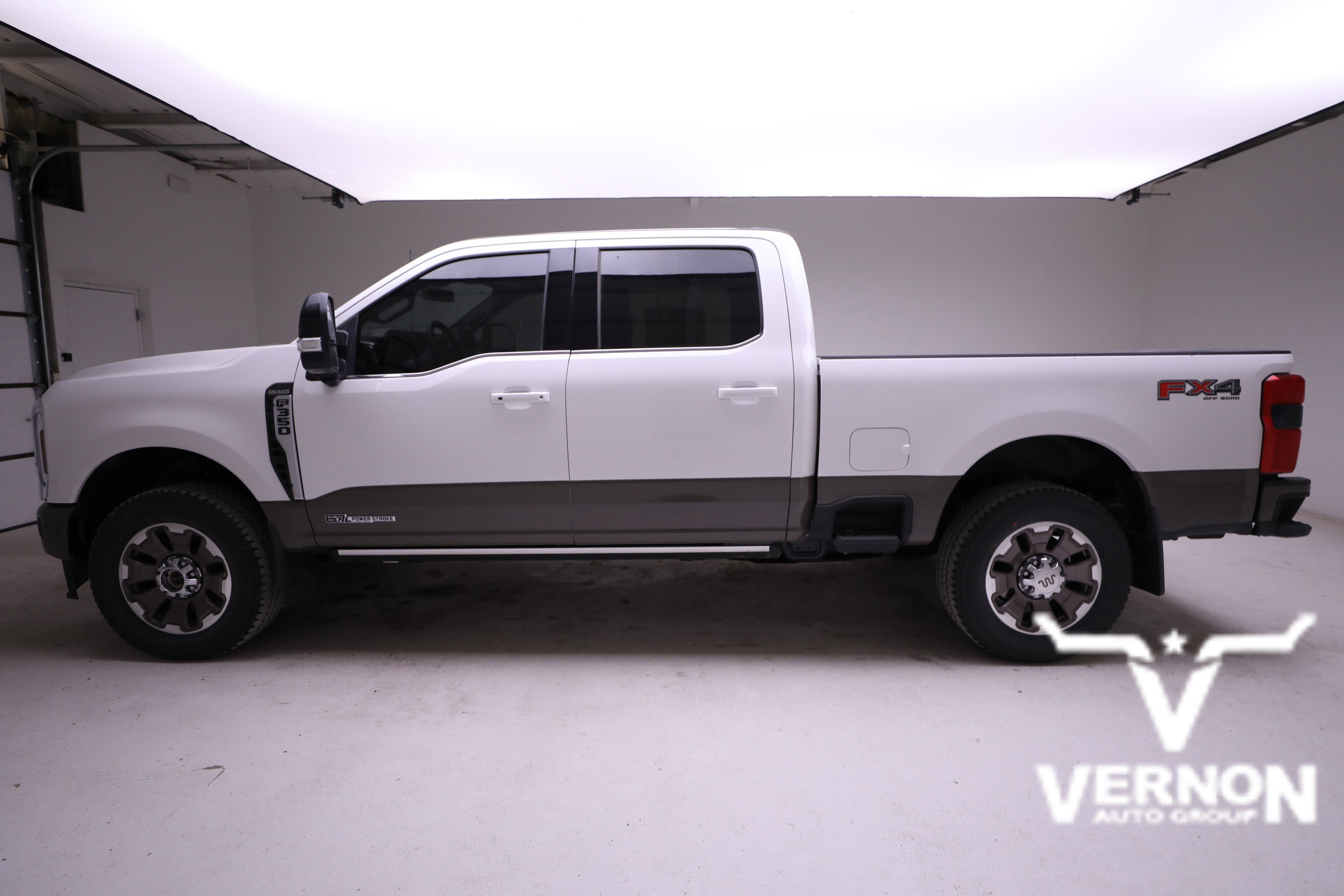 New 2026 Ford F350 King Ranch w/ FX4 Off-Road Package image 2