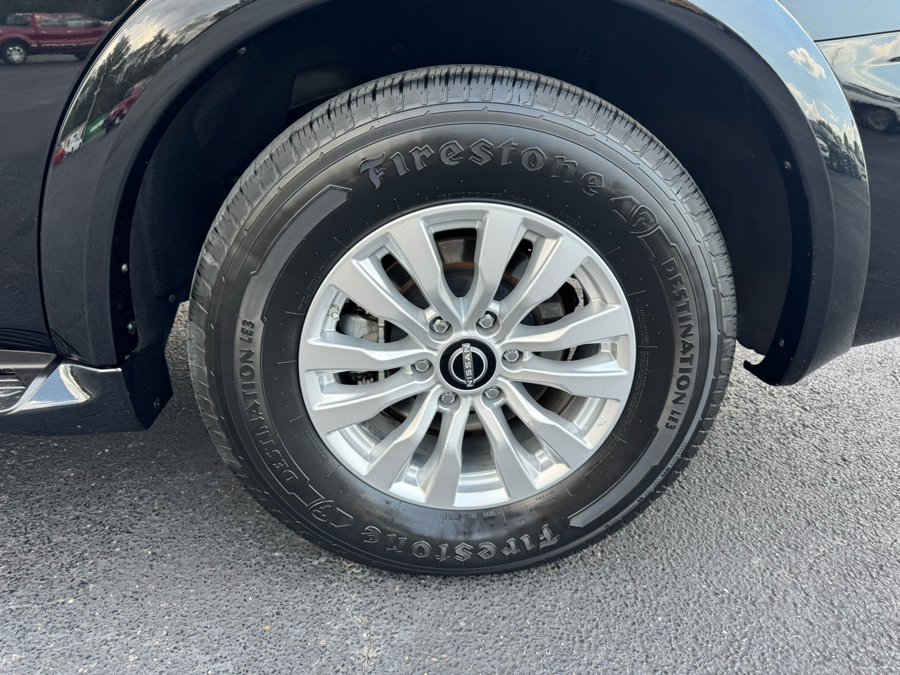 Used 2023 Nissan Armada SV image 9