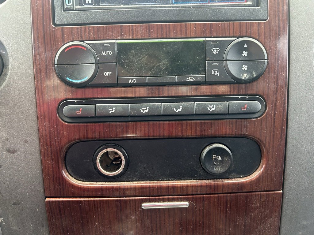 Used 2005 Ford F150 Lariat image 22