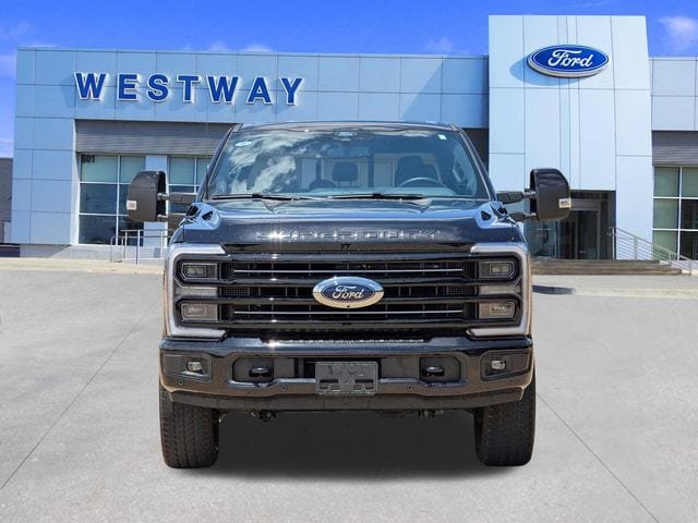 Used 2026 Ford F350 Platinum AWD/4WD image 7