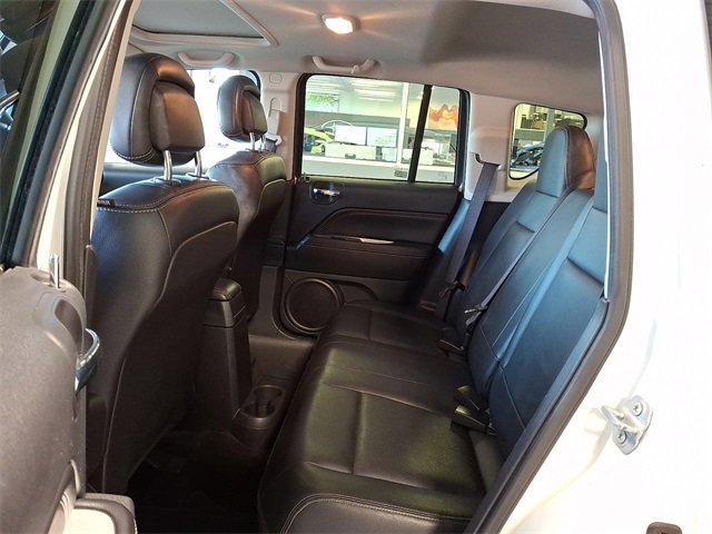 Used 2016 Jeep Compass High Altitude image 12