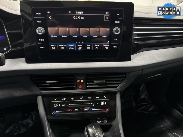 Used 2025 Volkswagen Jetta SE image 17