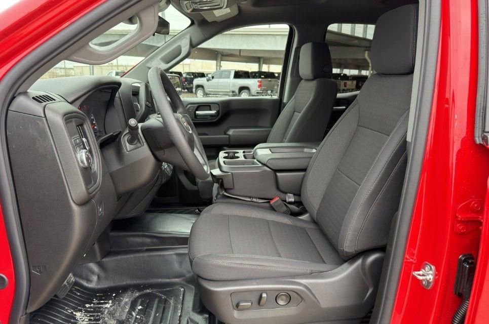 New 2026 GMC Sierra 1500 Pro image 5