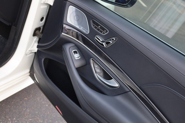 Used 2020 Mercedes-Benz S 450 Sedan image 43