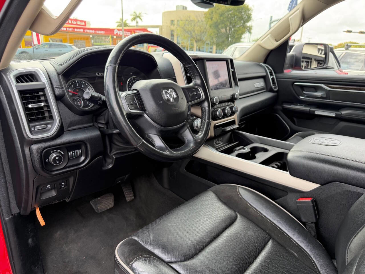 Used 2020 RAM 1500 Laramie RWD image 10