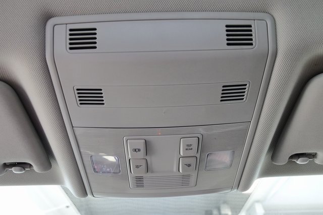 Used 2019 Volkswagen Jetta S image 28