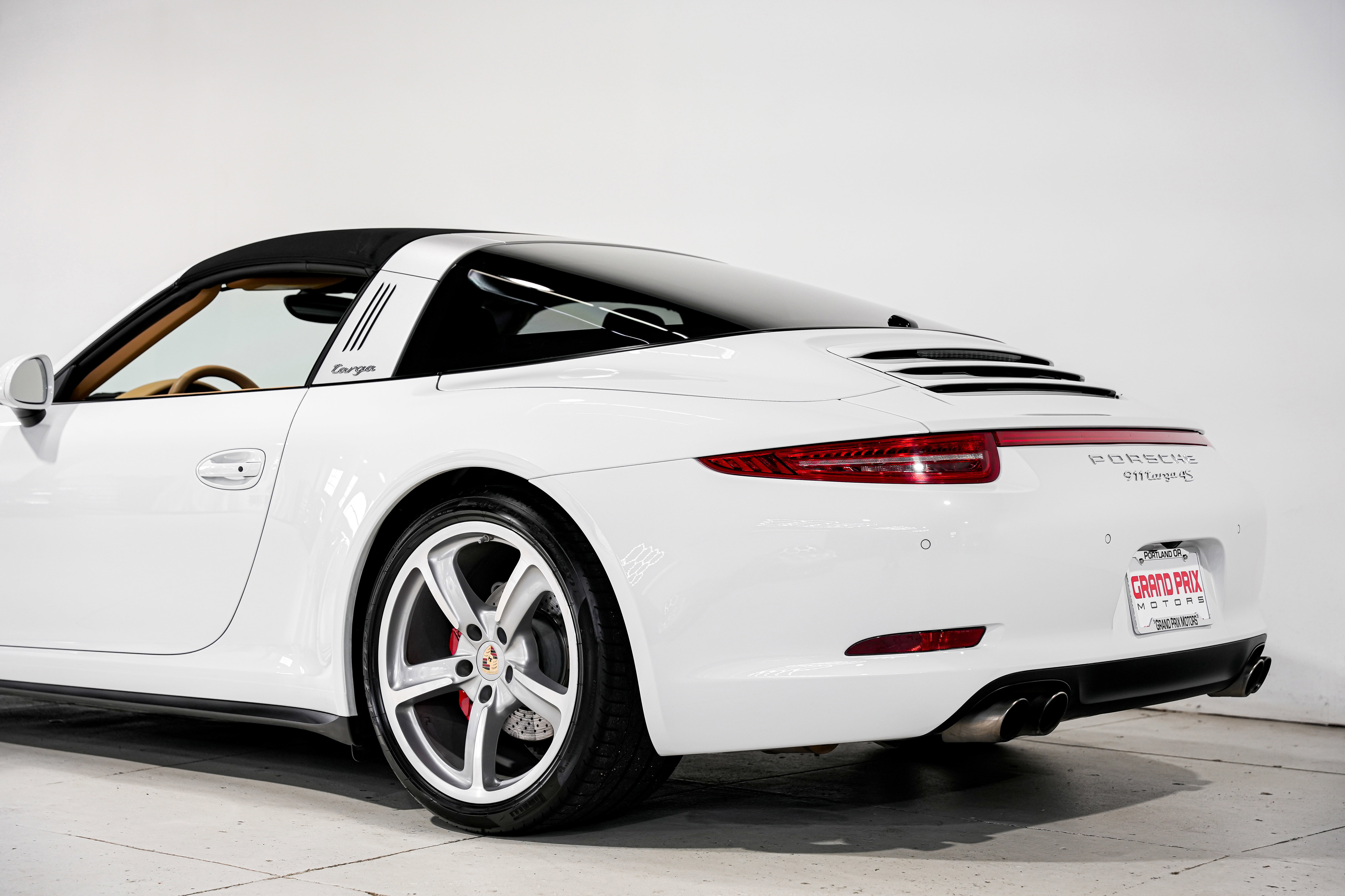 Used 2015 Porsche 911 Targa 4S image 35