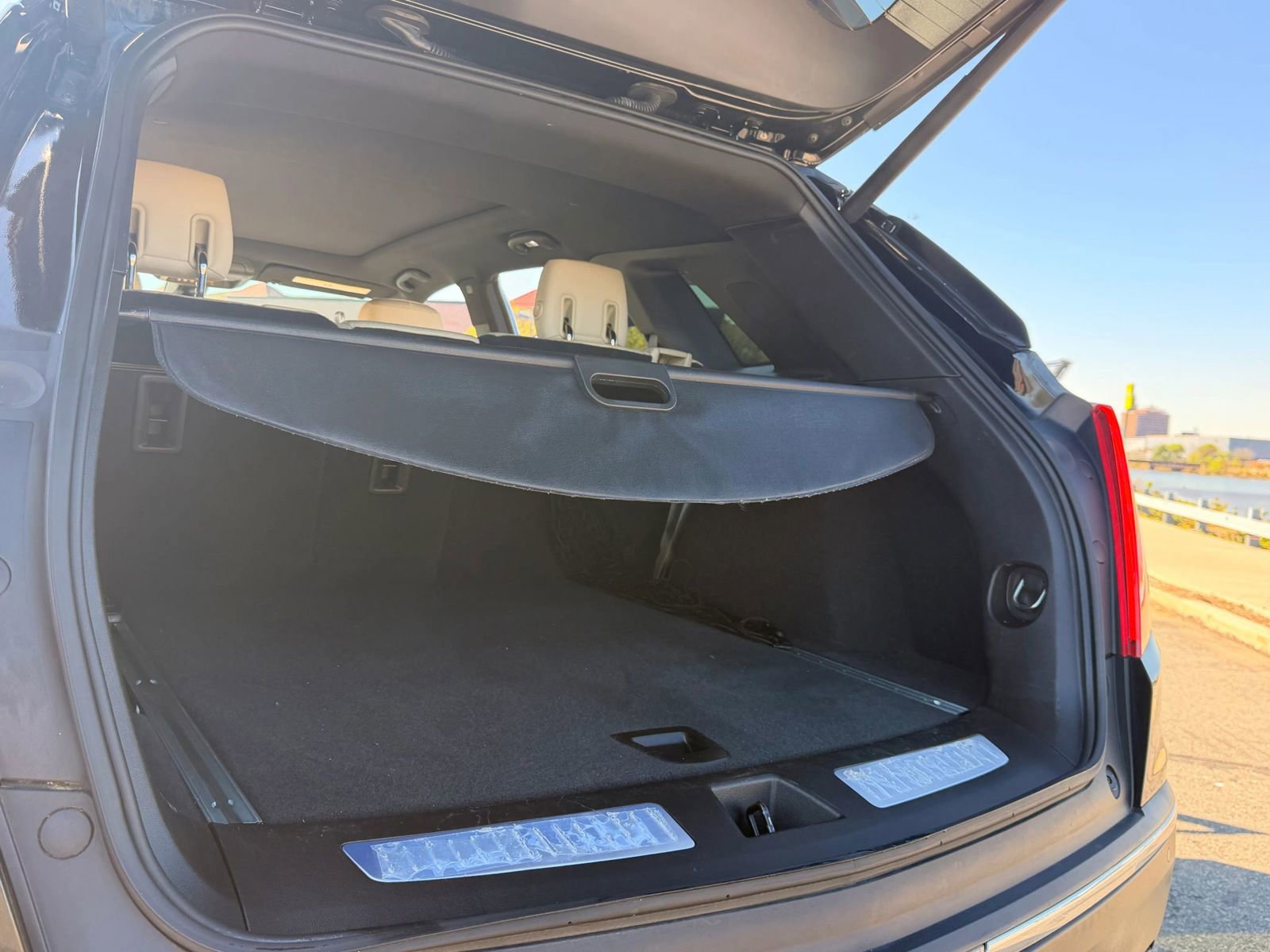 Used 2019 Cadillac XT5 Luxury image 36