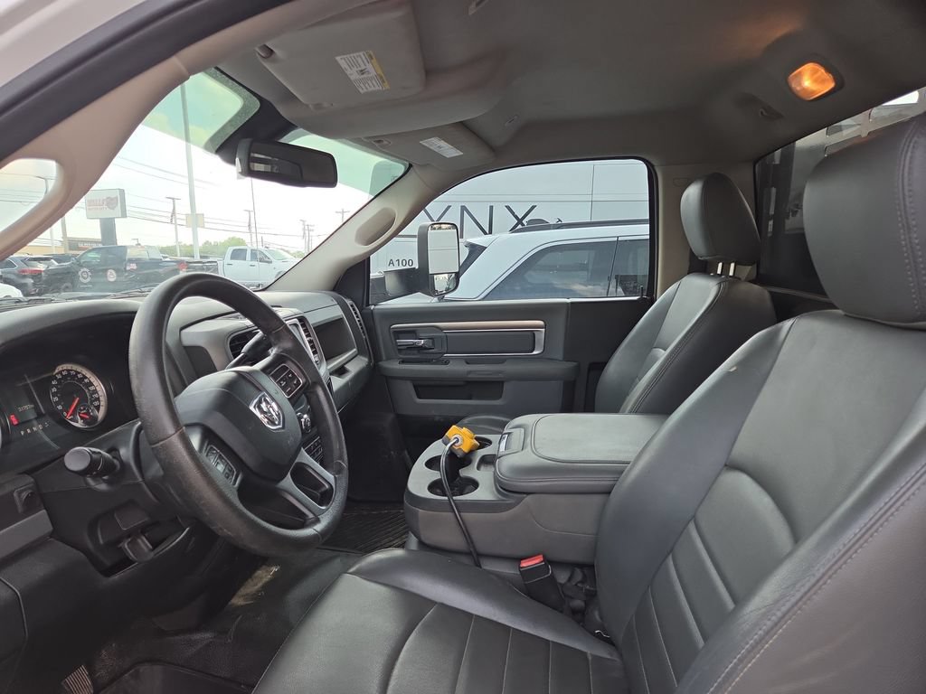 Used 2017 RAM 5500 Tradesman w/ Power & Remote Entry Group AWD/4WD image 6