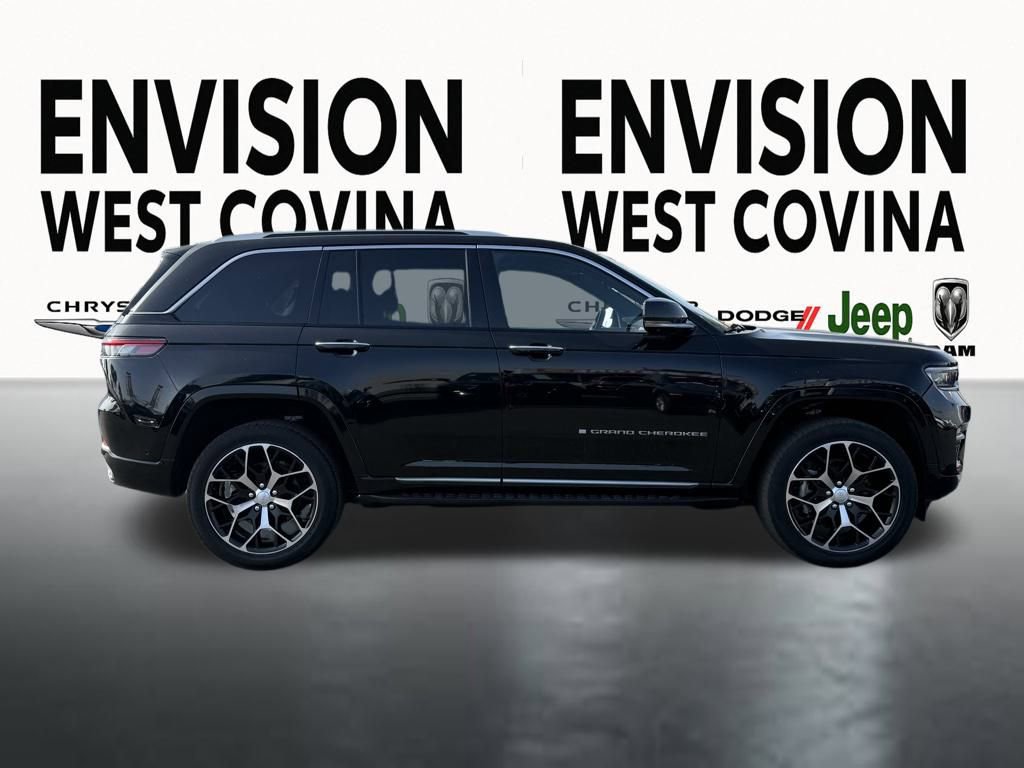 Certified 2022 Jeep Grand Cherokee Summit image 12