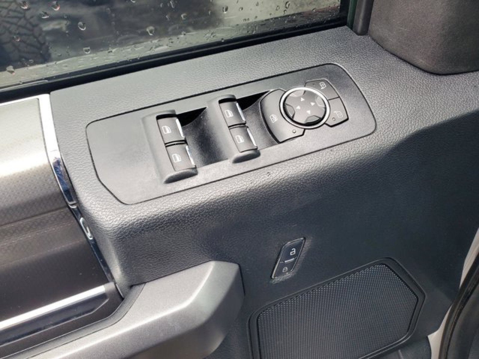 Used 2015 Ford F150 XLT w/ Equipment Group 301A Mid image 14