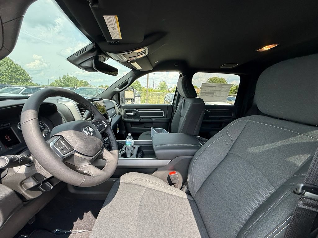 New 2027 RAM 2500 Big Horn AWD/4WD image 13