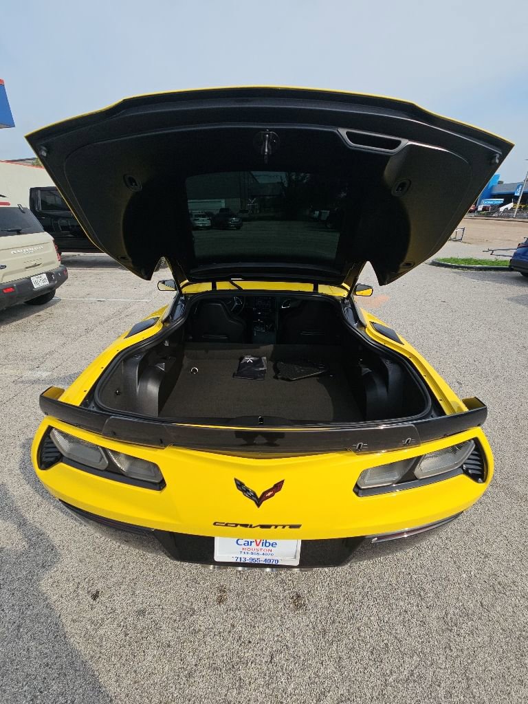 Used 2017 Chevrolet Corvette Z06 w/ Z07 Performance Package RWD image 25