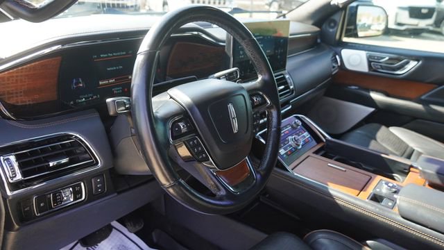 Used 2023 Lincoln Navigator L Black Label AWD/4WD image 19