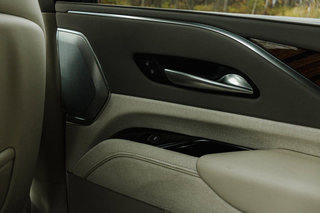Used 2023 Cadillac Escalade ESV Premium Luxury Platinum w/ LPO, Radiant Package image 47