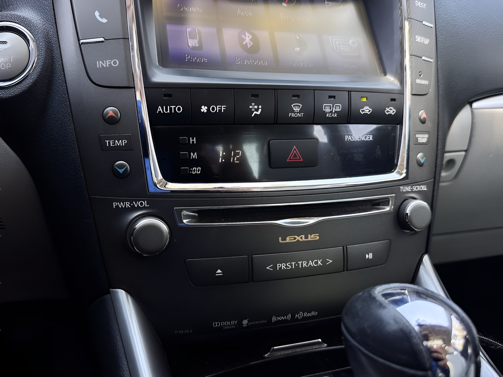 Used 2013 Lexus IS 250 w/ Premium Pkg Value Edition RWD image 10