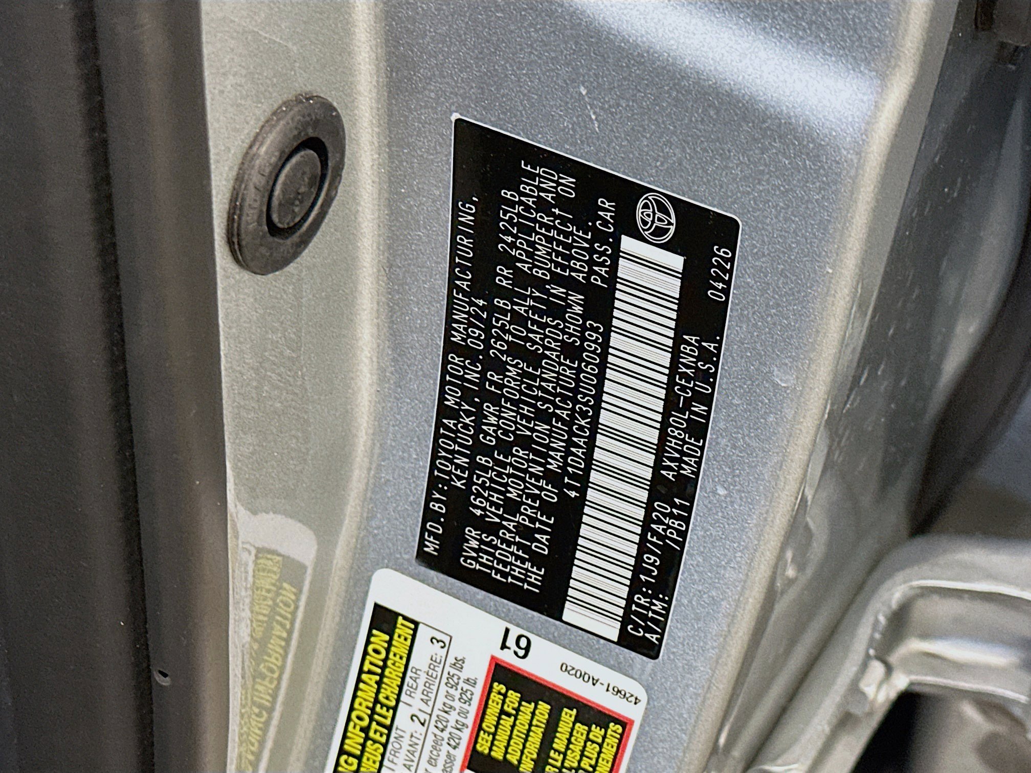 Used 2025 Toyota Camry LE image 12