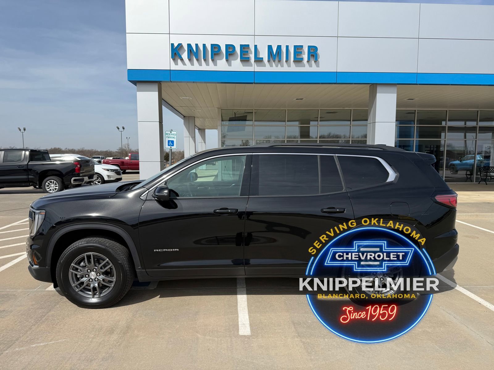 Used 2025 GMC Acadia Elevation