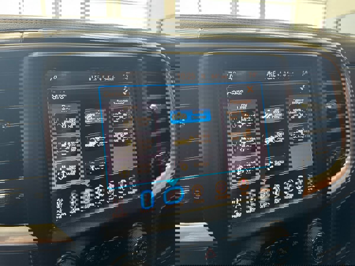 Used 2016 RAM 1500 Limited image 26