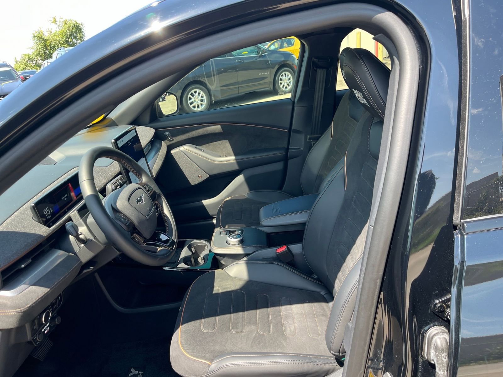Used 2023 Ford Mustang Mach-E GT image 29