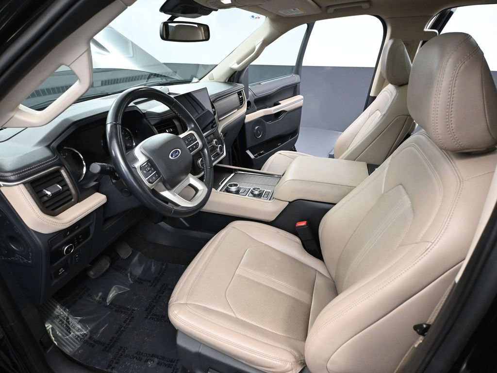 Used 2023 Ford Expedition Limited image 25