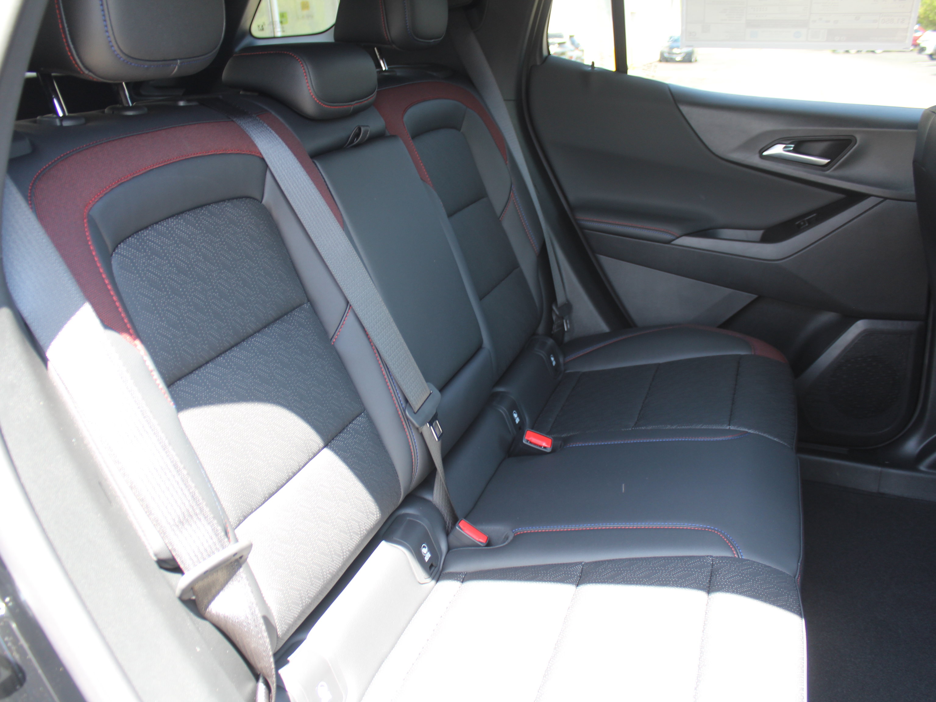 New 2026 Chevrolet Equinox RS FWD image 16