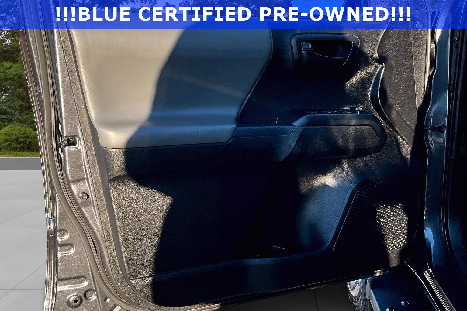 Used 2023 Toyota Tacoma SR image 22