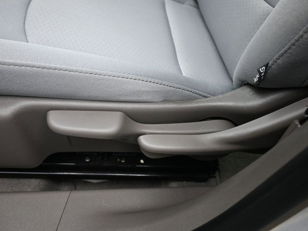 Used 2016 Chevrolet Malibu LS image 12