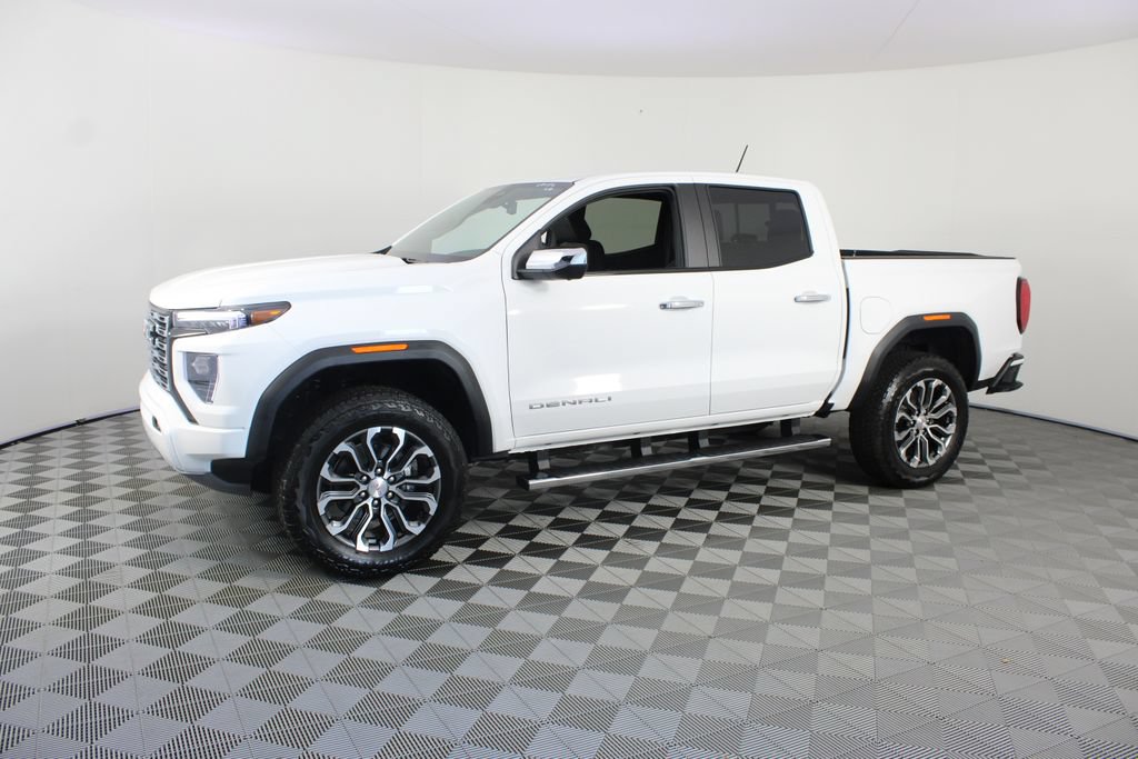 New 2026 GMC Canyon Denali AWD/4WD image 2
