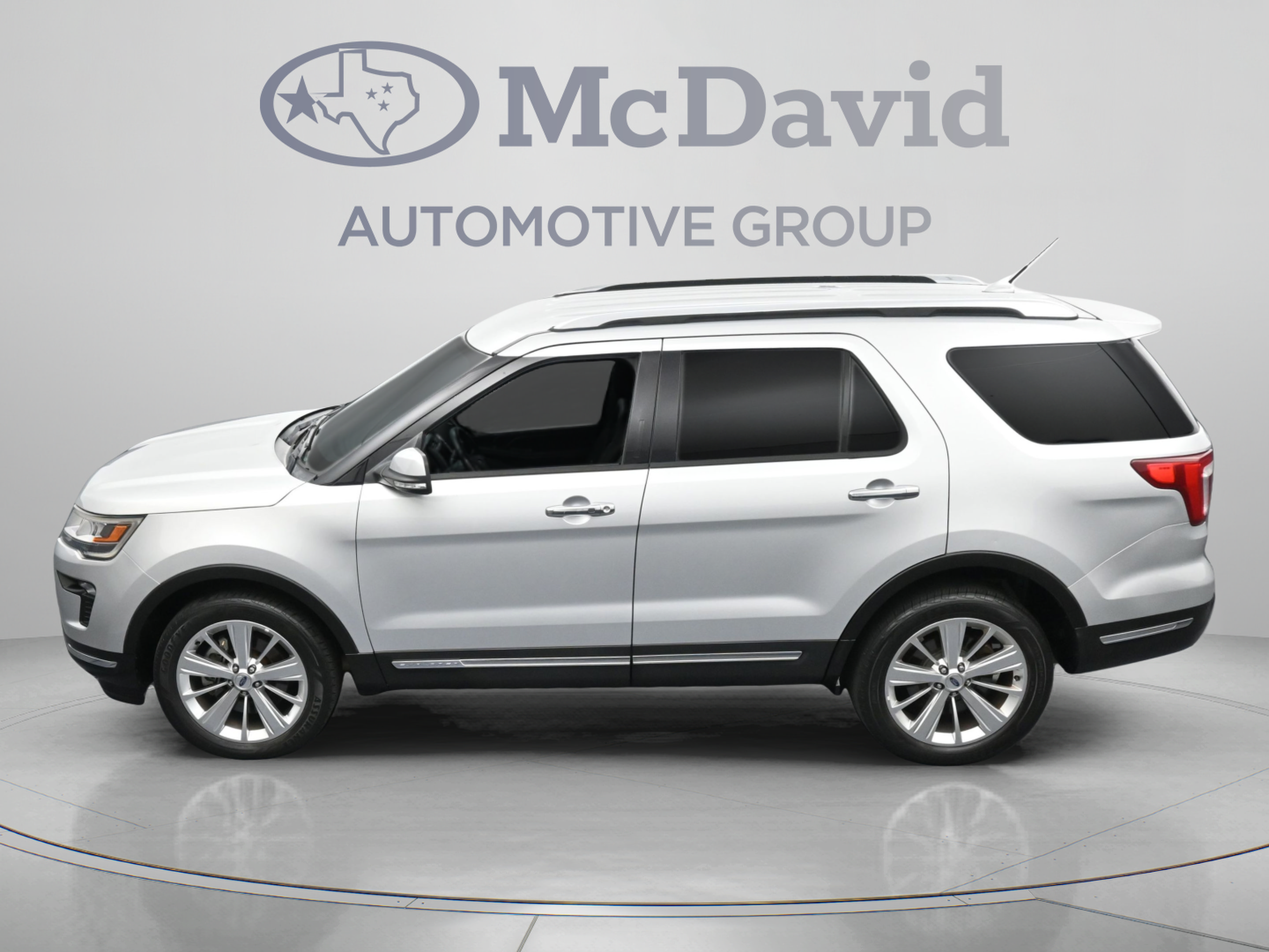 Used 2019 Ford Explorer Limited w/ Class III Trailer Tow Package AWD/4WD image 36