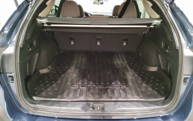 Used 2024 Subaru Outback Premium image 16